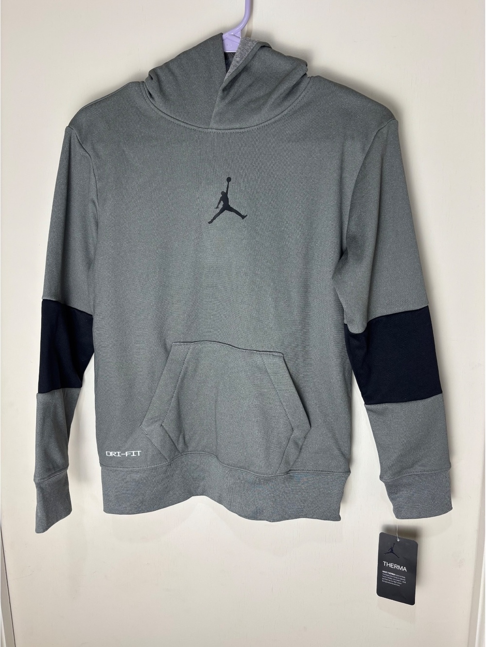 Jordan Boys Medium Air Pullover Hoodie Carbon Heather Gray Black NWT